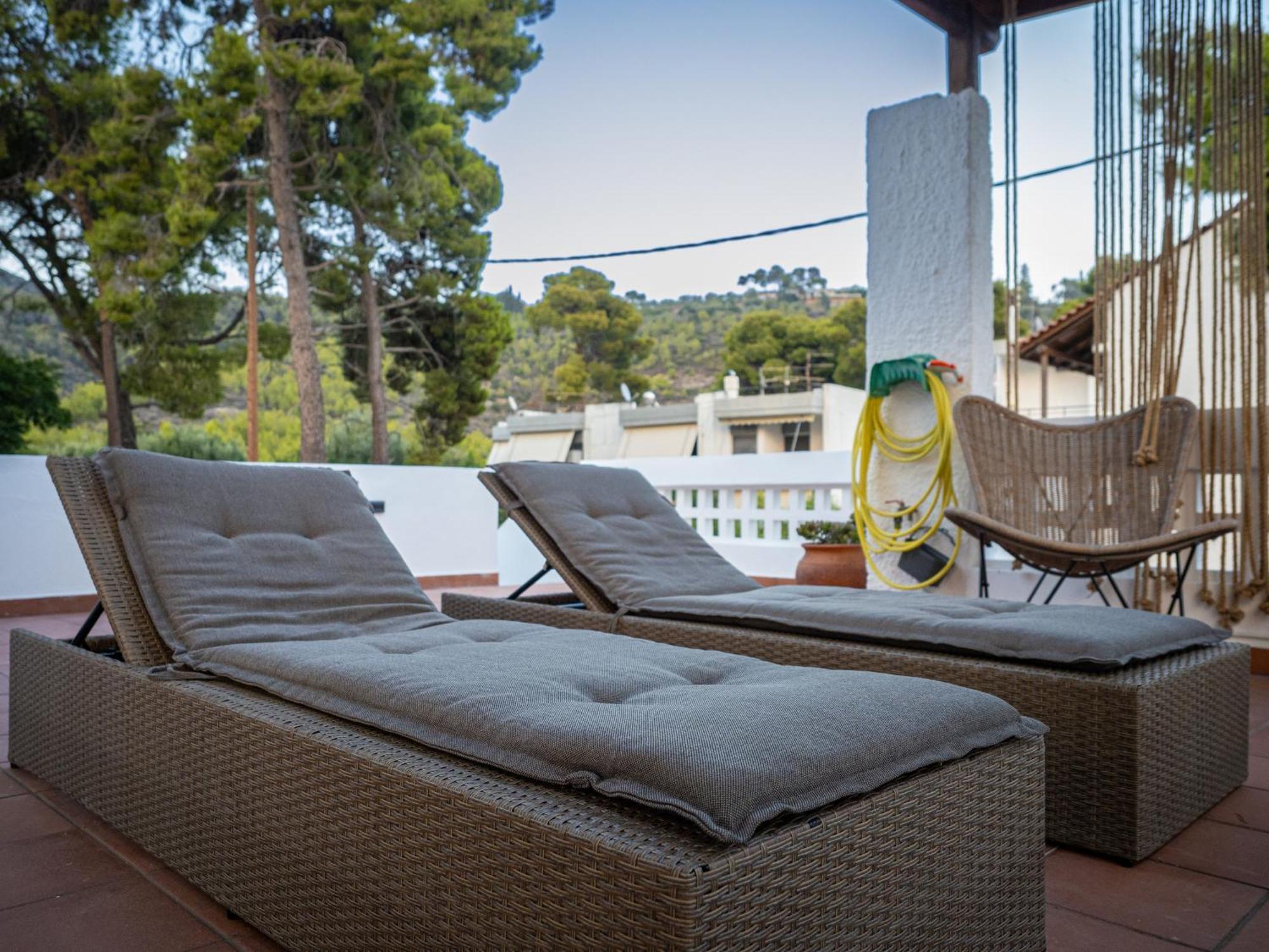 Seaview Apartment - Poros Relaxing Beachfront Flat Poros Town المظهر الخارجي الصورة